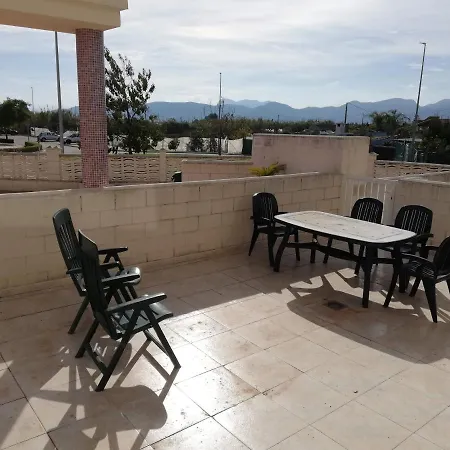 Mediterranea Solo Familias Serviplaya Apartment *